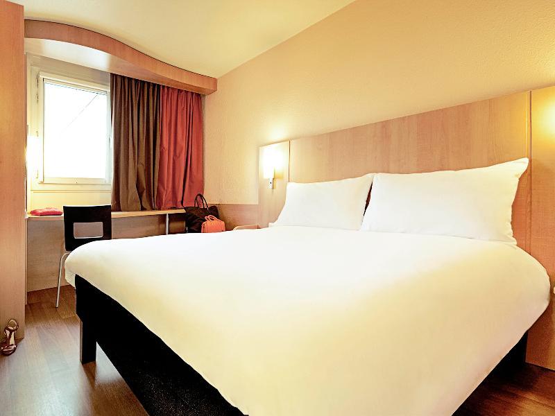 B&B Hotel Le Mans Centre Cathedrale Экстерьер фото